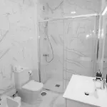 דירה Quiet 3br Flat - Center - Warm And Bright - Remote Work *
