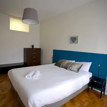Lägenhet Quiet 3br Flat - Center - Warm And Bright - Remote Work Oporto