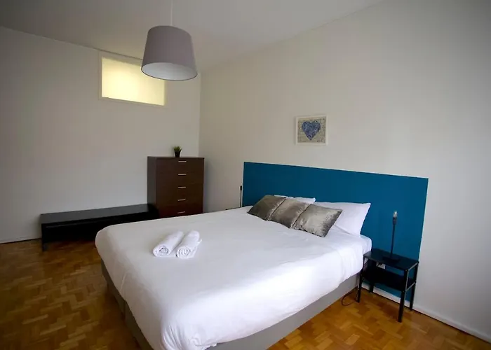 Apartment Quiet 3br Flat - Center - Warm And Bright - Remote Work Porto