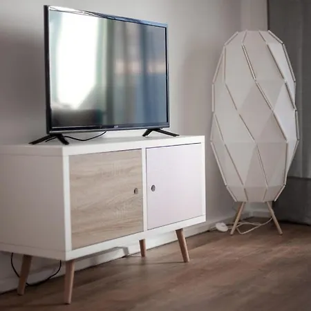 Quiet 3br Flat - Center - Warm And Bright - Remote Work * Oporto